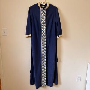 Sears Vintage 1970s Blue Fleece Perma-Prest Housecoat Robe Floral Grannycore